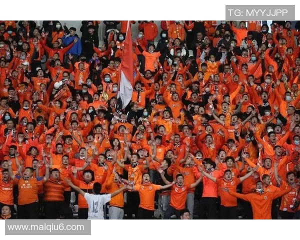 意大利与乌拉圭激战成和双方表现引发球迷热议